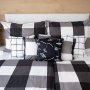 Bavlnené posteľné obliečky Cube Black Matějovský