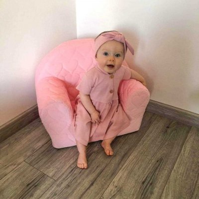 Detské kresielko z Velvet New Baby Srdiečka ružové